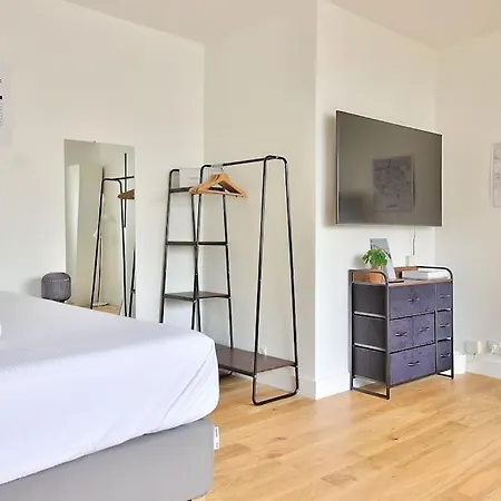 Modern 1br Flat Near Sacre-coeur And Gare Du Nord Parigi