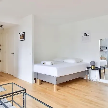 Appartamento Modern 1br Flat Near Sacre-coeur And Gare Du Nord *